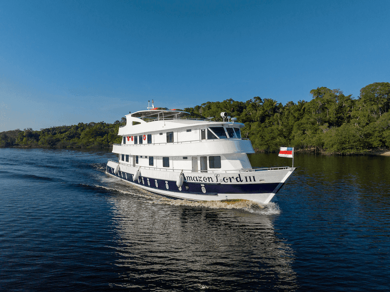 Amazon Lord III yacht - modern luxury fishing vessel with contemporary design